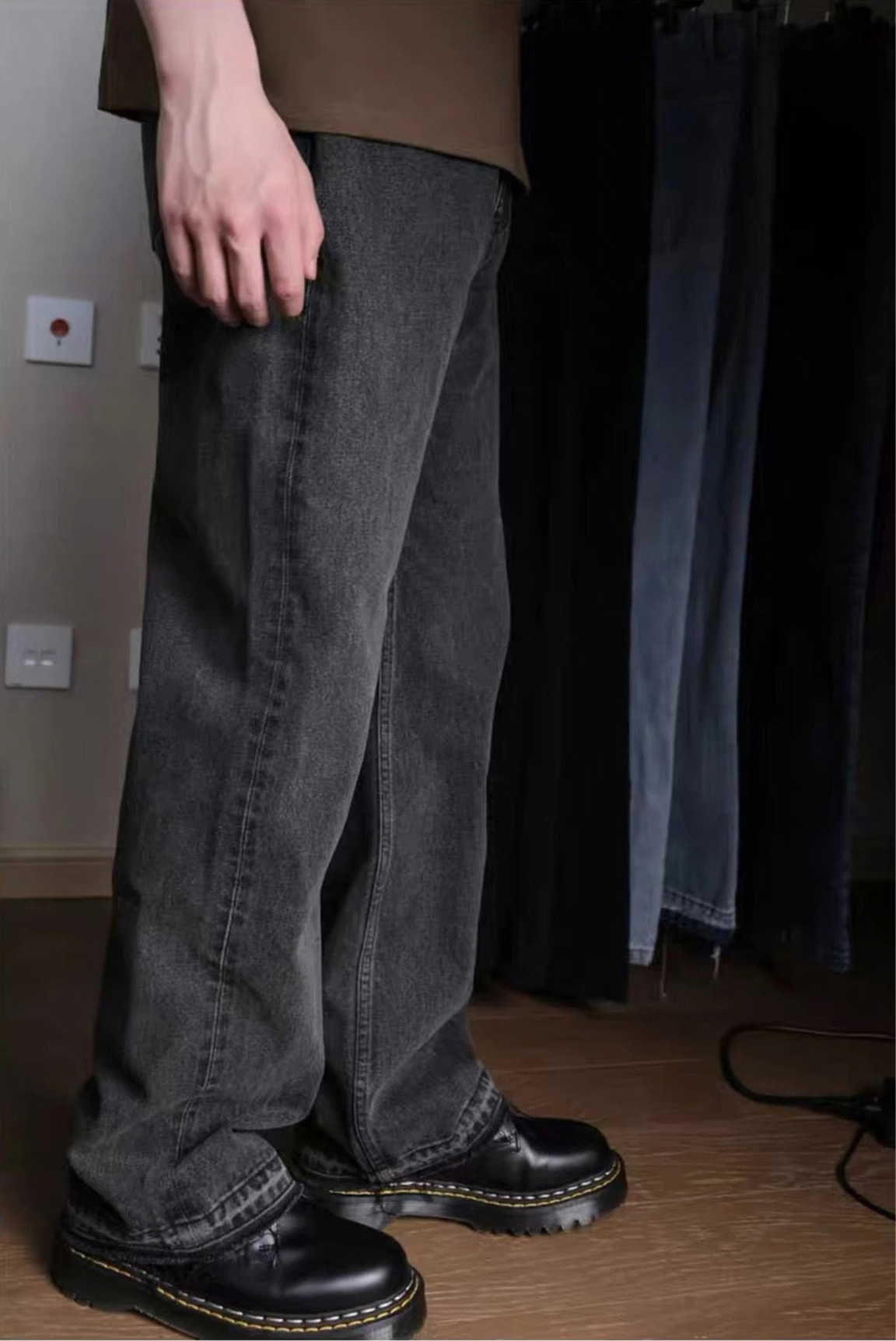 Virale Flared Jeans