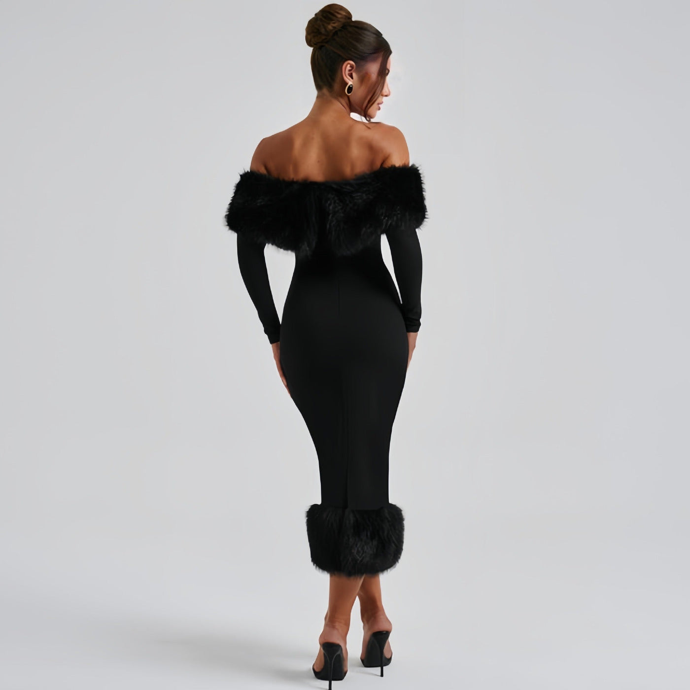 Elegantes Mae Abendkleid mit Pelz